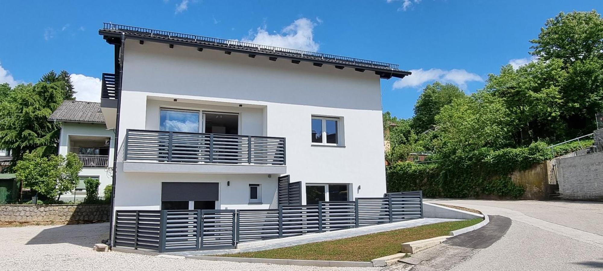 Naia Apartments Novo Mesto Exteriör bild